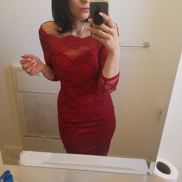 Dress - Picture 2 of 4